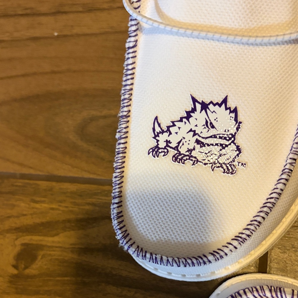 Hey Dude Men’s White and Purple Slip-On Loafers with Embroidered Mascot - Picture 5 of 5